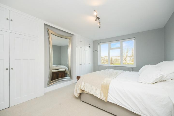 			NEW INSTRUCTION (Private Garden), 4 Bedroom, 1 bath, 1 reception House			 Ashfield Road , EAST ACTON